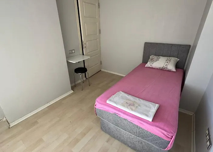 Хостел Hostelida *